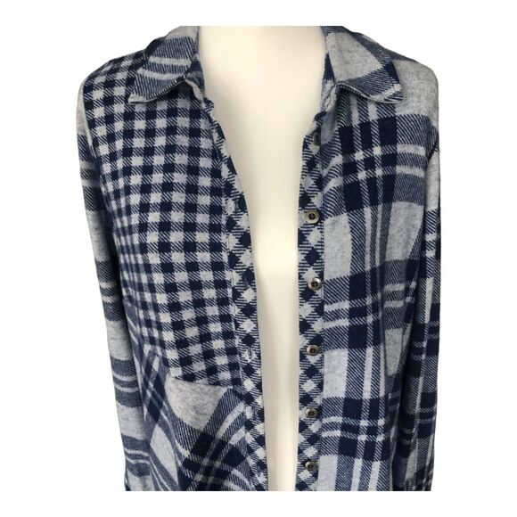 Soft Surroundings Plaid Oversized Long Line Super Soft Navy Gray Shacket Top Med - Picture 3 of 12